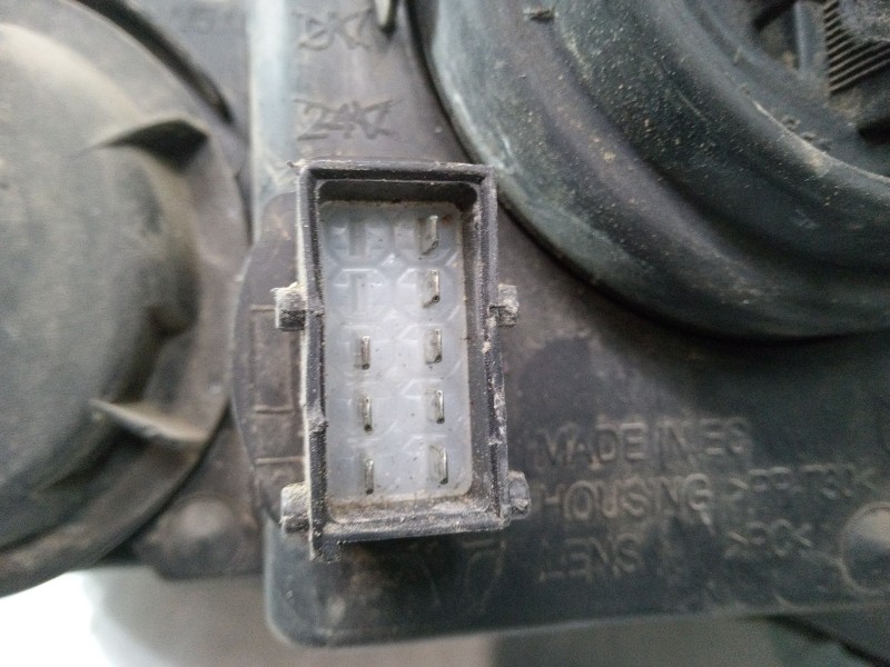 Recambio de faro derecho para opel corsa c (x01) 1.2 (f08, f68) referencia OEM IAM   