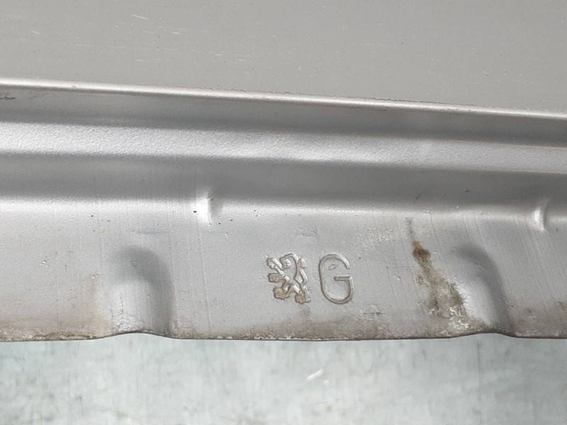 Recambio de aleta delantera izquierda para peugeot 206 hatchback (2a/c) 1.1 i referencia OEM IAM 7840J4  