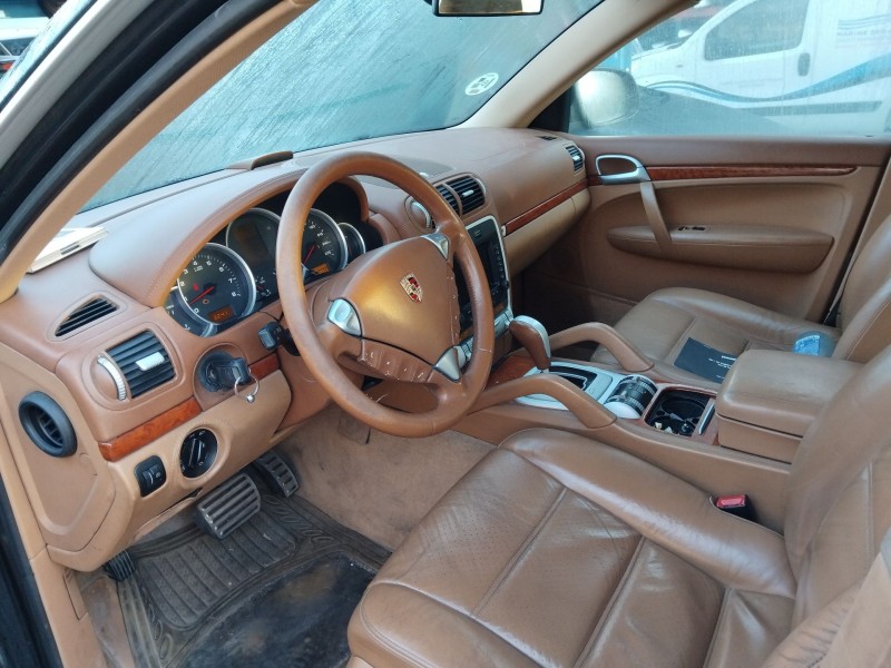 porsche cayenne (9pa) del año 2004