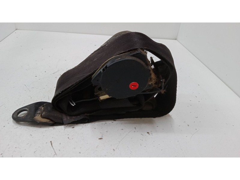 Recambio de cinturon seguridad delantero izquierdo para nissan terrano ii (r20) 2.7 tdi 4wd referencia OEM IAM   