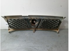 Recambio de rejillas capo para nissan terrano ii (r20) 2.7 tdi 4wd referencia OEM IAM 623107F030   2