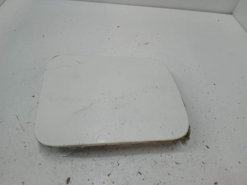 Recambio de tapa exterior combustible para nissan terrano ii (r20) 2.7 tdi 4wd referencia OEM IAM   
