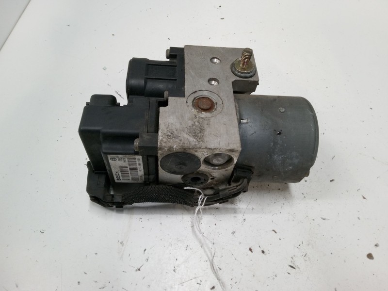 Recambio de abs para kia sorento i (jc) 2.5 crdi referencia OEM IAM 58910 3E310  