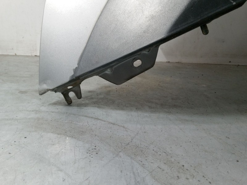 Recambio de aleta delantera izquierda para kia sorento i (jc) 2.5 crdi referencia OEM IAM 66311-3E141  