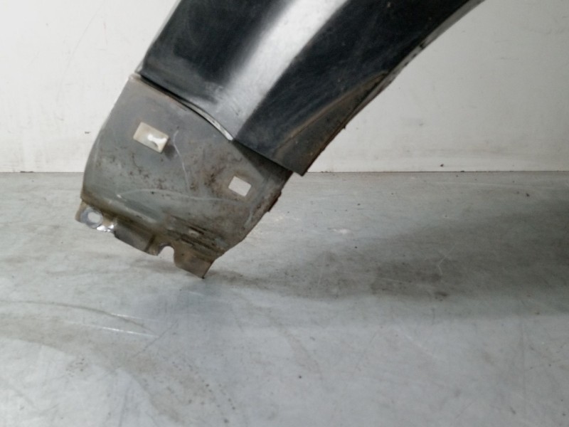 Recambio de aleta delantera derecha para kia sorento i (jc) 2.5 crdi referencia OEM IAM 66321-3E141  