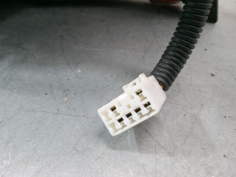 Recambio de piloto trasero derecho para kia sorento i (jc) 2.5 crdi referencia OEM IAM 924023E010  