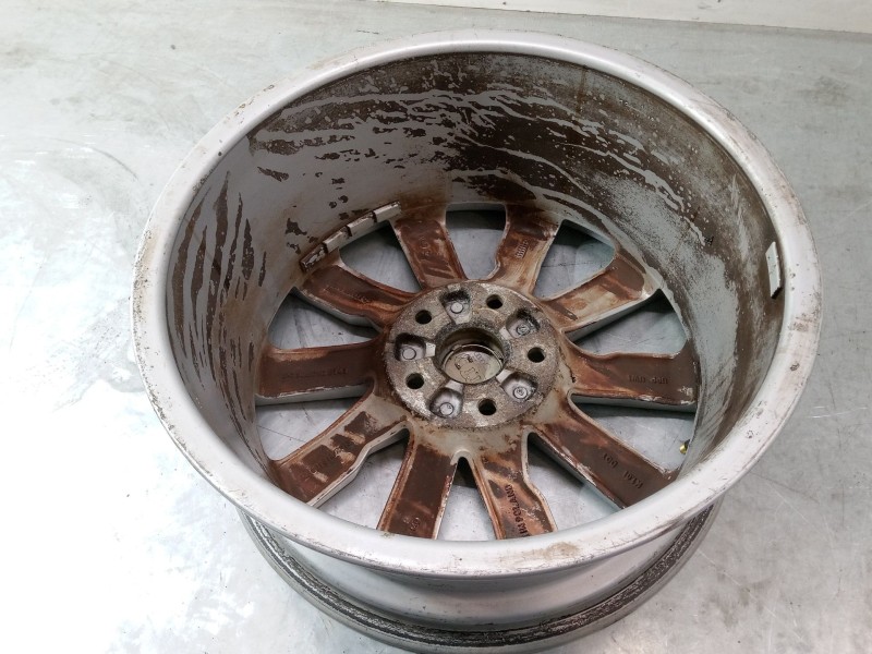 Recambio de llanta aluminio 17´´ para audi a3 (8p1) 2.0 fsi referencia OEM IAM 8V0601025DE  