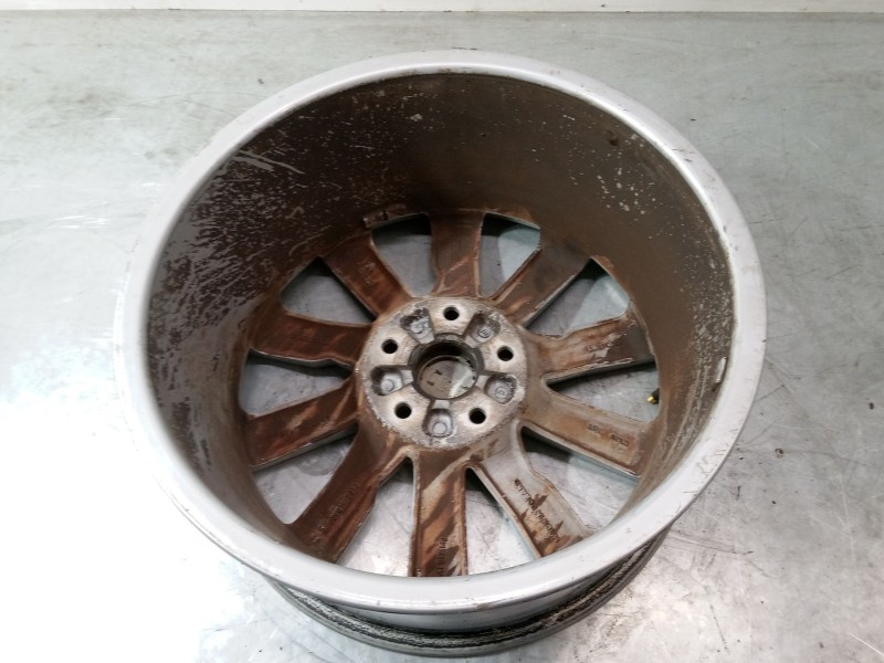 Recambio de llanta aluminio 17´´ para audi a3 (8p1) 2.0 fsi referencia OEM IAM 8V0601025DE  