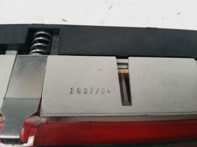 Recambio de luz central de freno para audi a3 (8p1) 2.0 fsi referencia OEM IAM   