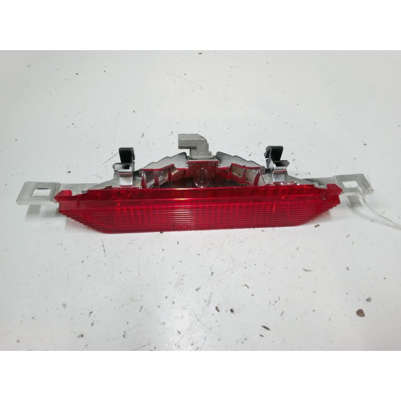 Recambio de luz central de freno para toyota corolla (_e12_) 2.0 d-4d (cde120r_, cde120l_) referencia OEM IAM   