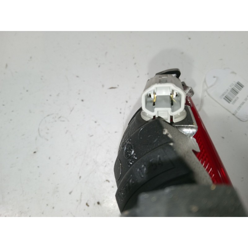 Recambio de luz central de freno para toyota corolla (_e12_) 2.0 d-4d (cde120r_, cde120l_) referencia OEM IAM   