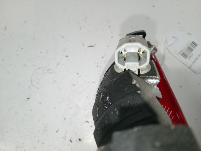 Recambio de luz central de freno para toyota corolla (_e12_) 2.0 d-4d (cde120r_, cde120l_) referencia OEM IAM   