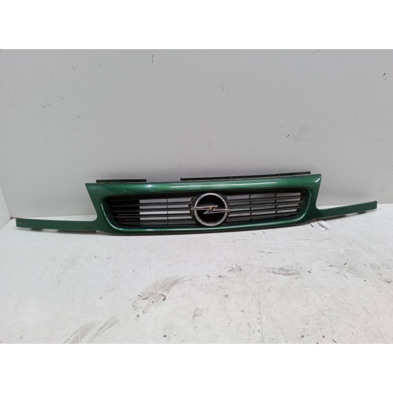 Recambio de rejillas capo para opel astra f station wagon (t92) 1.6 i (f35, m35) referencia OEM IAM   