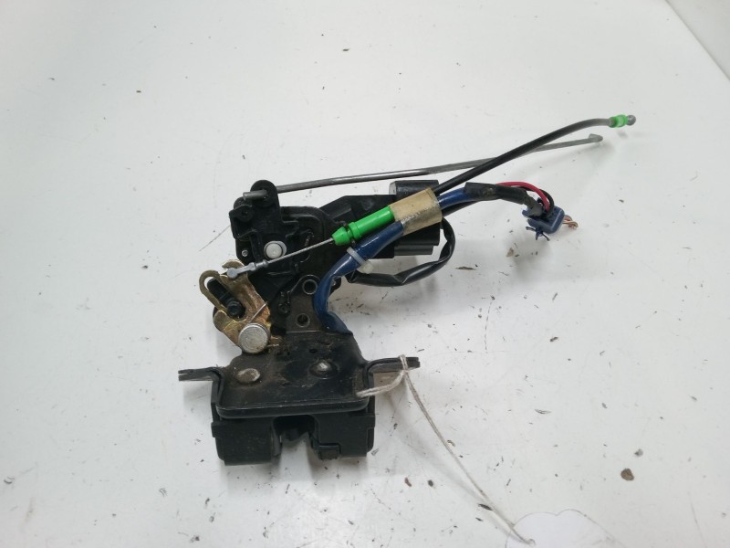 Recambio de cerradura maletero / porton para toyota corolla (_e12_) 2.0 d-4d (cde120r_, cde120l_) referencia OEM IAM   