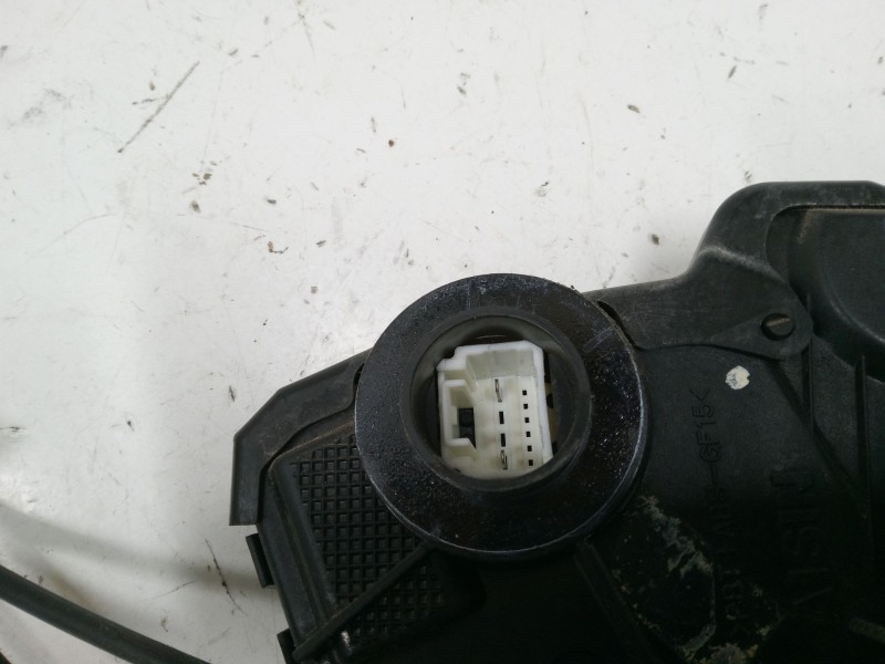 Recambio de cerradura puerta delantera derecha para toyota corolla (_e12_) 2.0 d-4d (cde120r_, cde120l_) referencia OEM IAM 6903