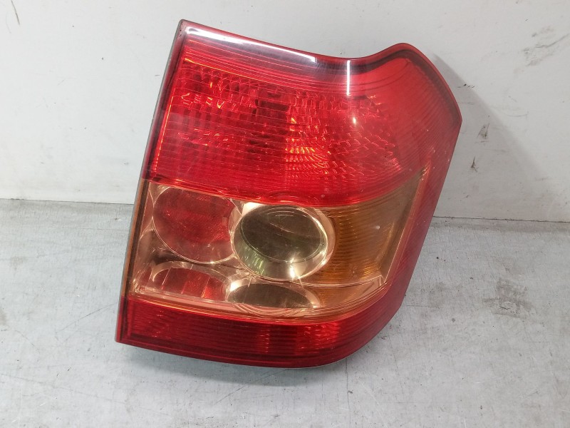 Recambio de piloto trasero izquierdo para toyota corolla (_e12_) 2.0 d-4d (cde120r_, cde120l_) referencia OEM IAM 8158002300  