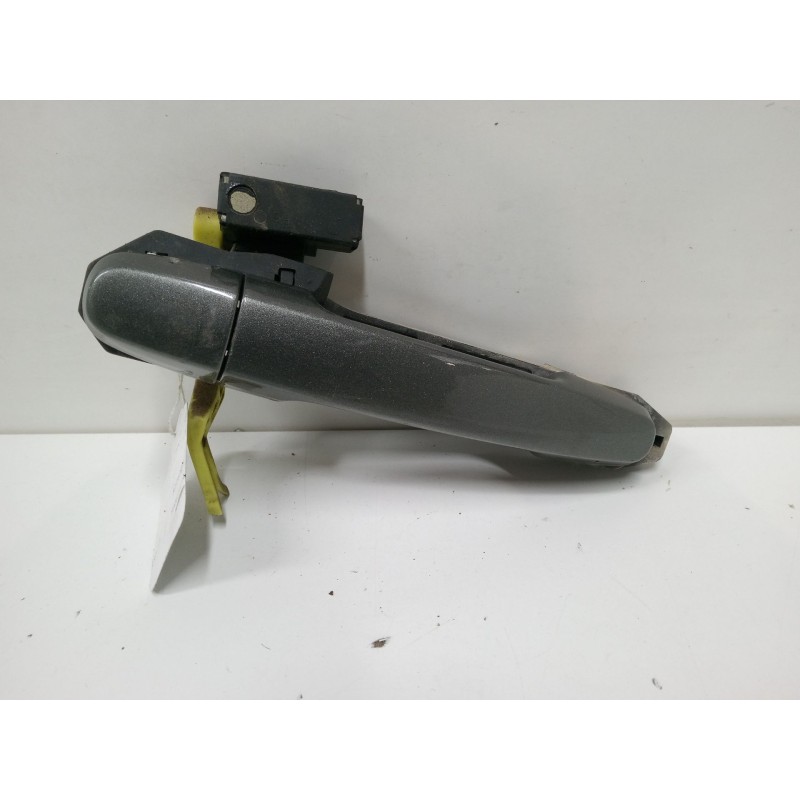 Recambio de maneta exterior puerta trasera derecha para toyota corolla (_e12_) 2.0 d-4d (cde120r_, cde120l_) referencia OEM IAM 