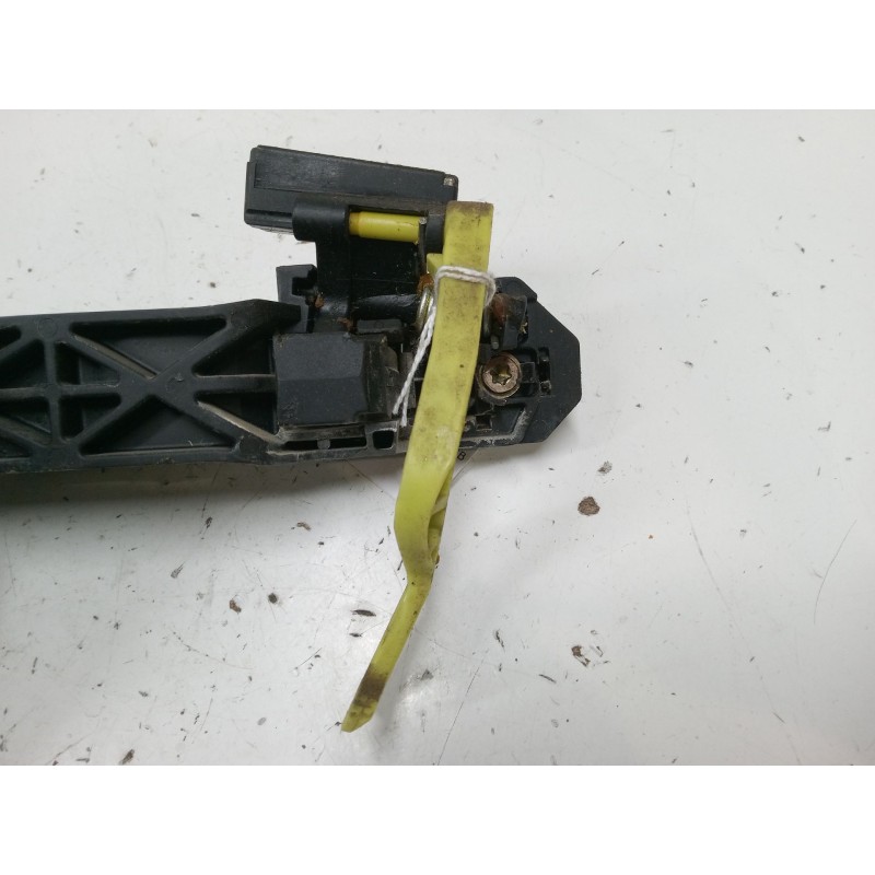 Recambio de maneta exterior puerta trasera derecha para toyota corolla (_e12_) 2.0 d-4d (cde120r_, cde120l_) referencia OEM IAM 