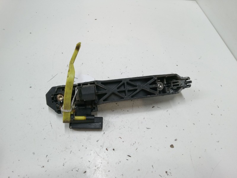 Recambio de maneta exterior puerta trasera derecha para toyota corolla (_e12_) 2.0 d-4d (cde120r_, cde120l_) referencia OEM IAM 