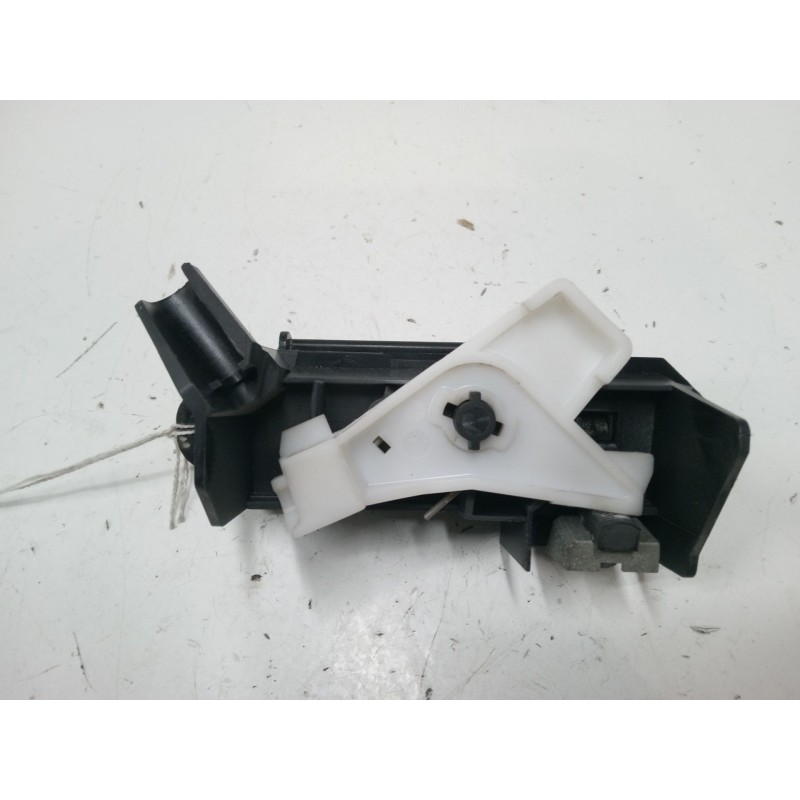 Recambio de maneta exterior porton para toyota corolla (_e12_) 2.0 d-4d (cde120r_, cde120l_) referencia OEM IAM 6902302010  