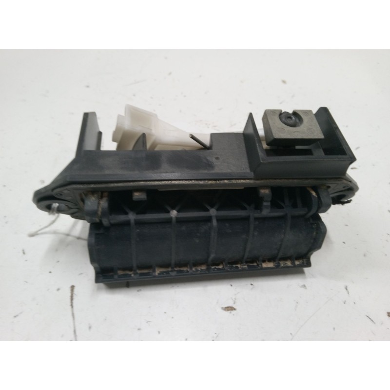 Recambio de maneta exterior porton para toyota corolla (_e12_) 2.0 d-4d (cde120r_, cde120l_) referencia OEM IAM 6902302010  