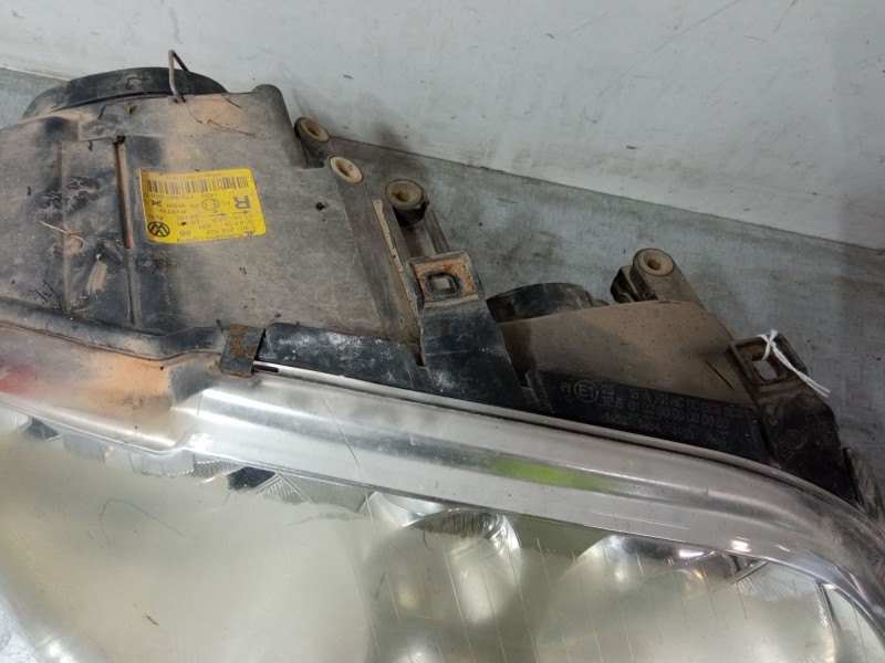 Recambio de faro derecho para volkswagen touran (1t1, 1t2) 2.0 tdi 16v referencia OEM IAM 1T0941006D 0301205202 