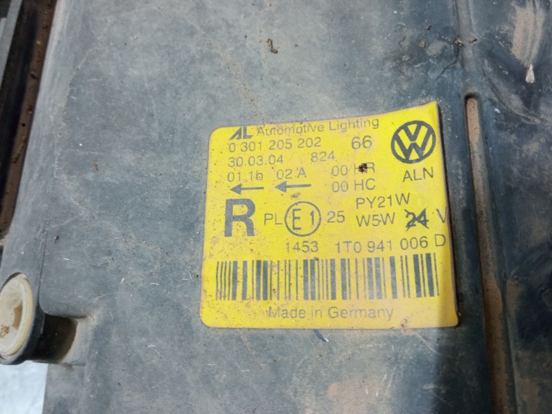 Recambio de faro derecho para volkswagen touran (1t1, 1t2) 2.0 tdi 16v referencia OEM IAM 1T0941006D 0301205202 