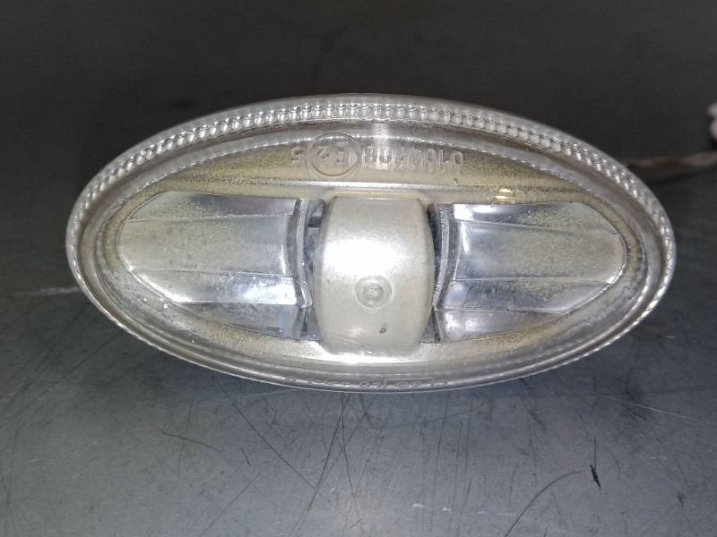Recambio de intermitente lateral derecho para citroën c2 (jm_) 1.4 referencia OEM IAM   