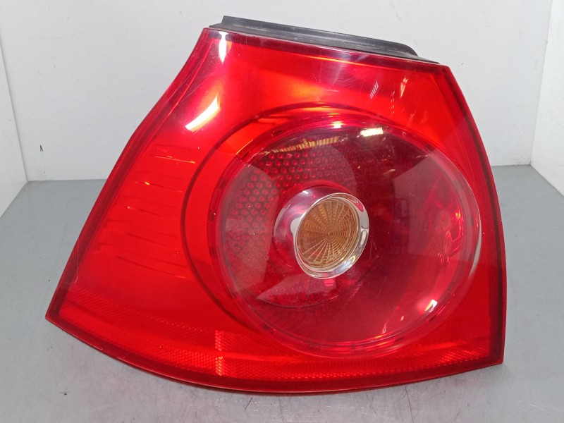 Recambio de piloto trasero izquierdo para volkswagen golf v (1k1) 1.9 tdi referencia OEM IAM 1K6945095Q  