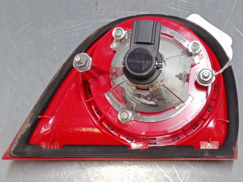 Recambio de piloto trasero porton derecho para volkswagen golf v (1k1) 1.9 tdi referencia OEM IAM 1K6945094E  