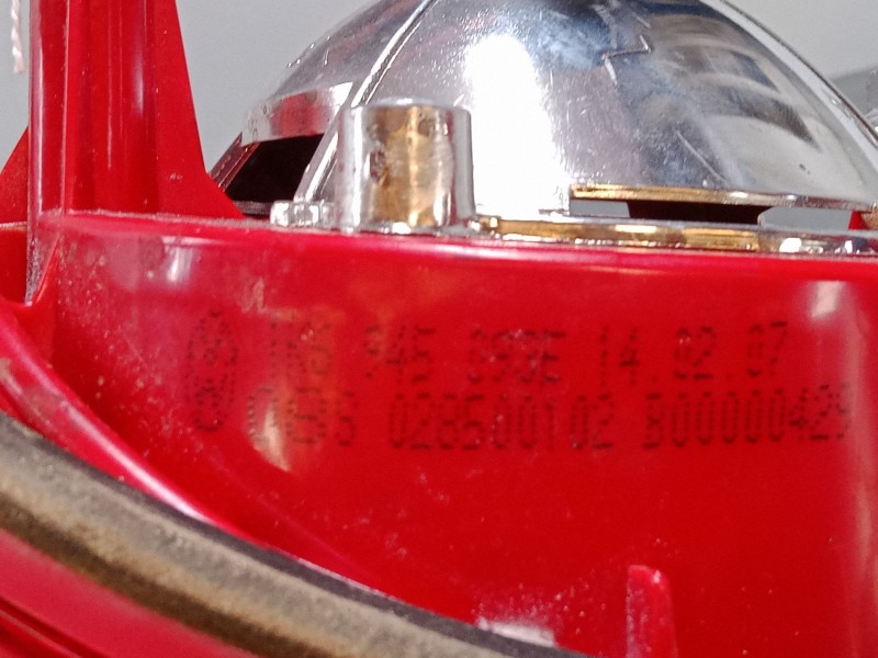 Recambio de piloto trasero porton izquierdo para volkswagen golf v (1k1) 1.9 tdi referencia OEM IAM 1K6945093E  