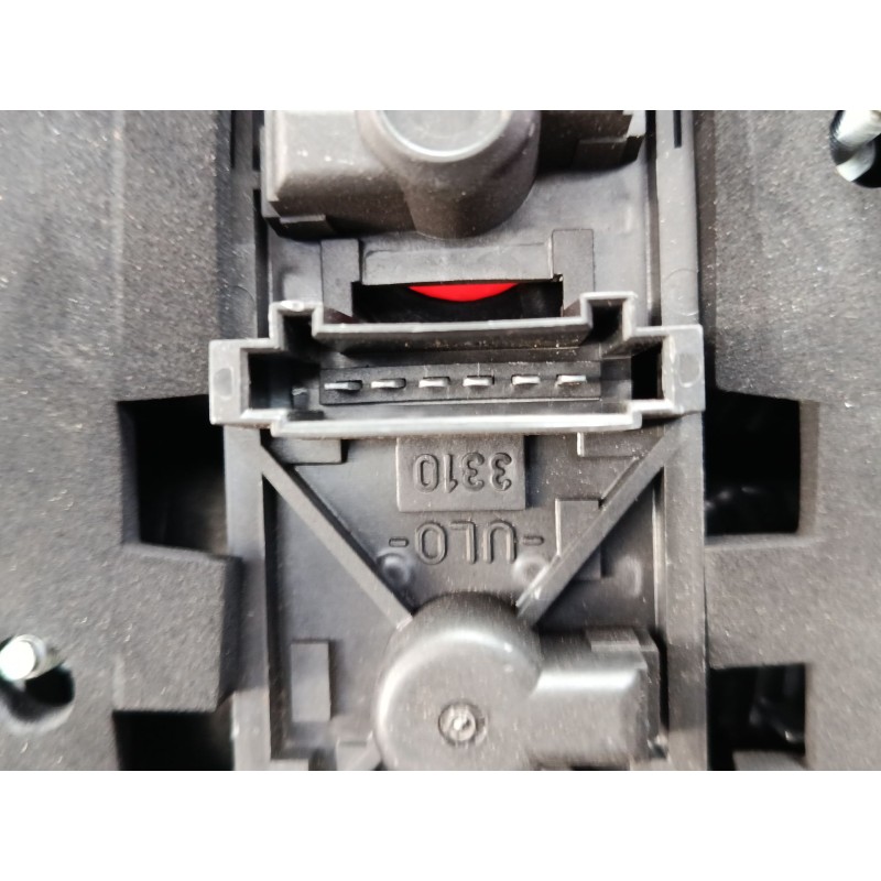 Recambio de piloto trasero derecho para mercedes-benz clase a (w168) a 170 cdi (168.008) referencia OEM IAM A1688200264  