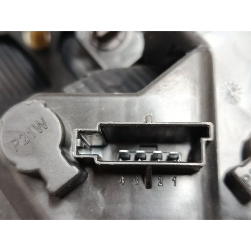 Recambio de piloto trasero porton derecho para ford galaxy ii (wa6) 2.0 tdci referencia OEM IAM BM2113A603EB  