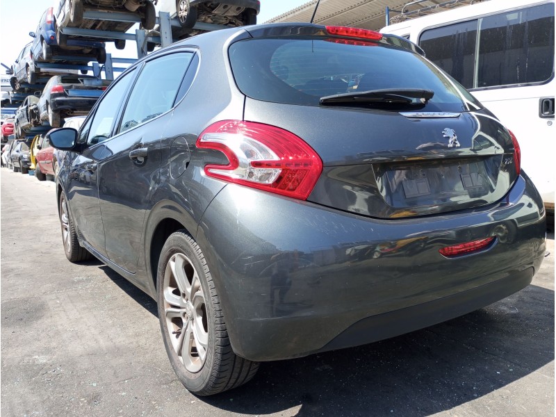 peugeot 208 i (ca_, cc_) del año 2015