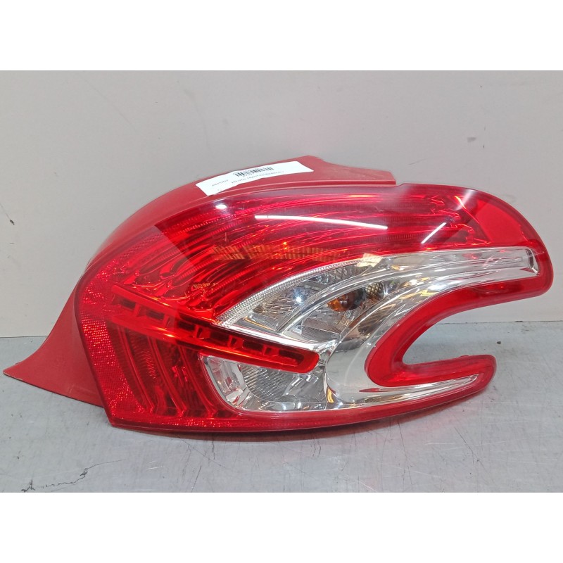 Recambio de piloto trasero derecho para peugeot 208 i (ca_, cc_) 1.2 vti 82 referencia OEM IAM 967262838002  