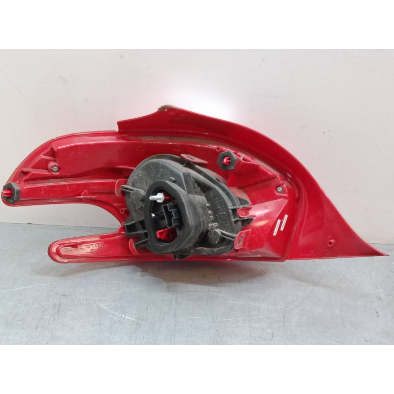 Recambio de piloto trasero derecho para peugeot 208 i (ca_, cc_) 1.2 vti 82 referencia OEM IAM 967262838002  