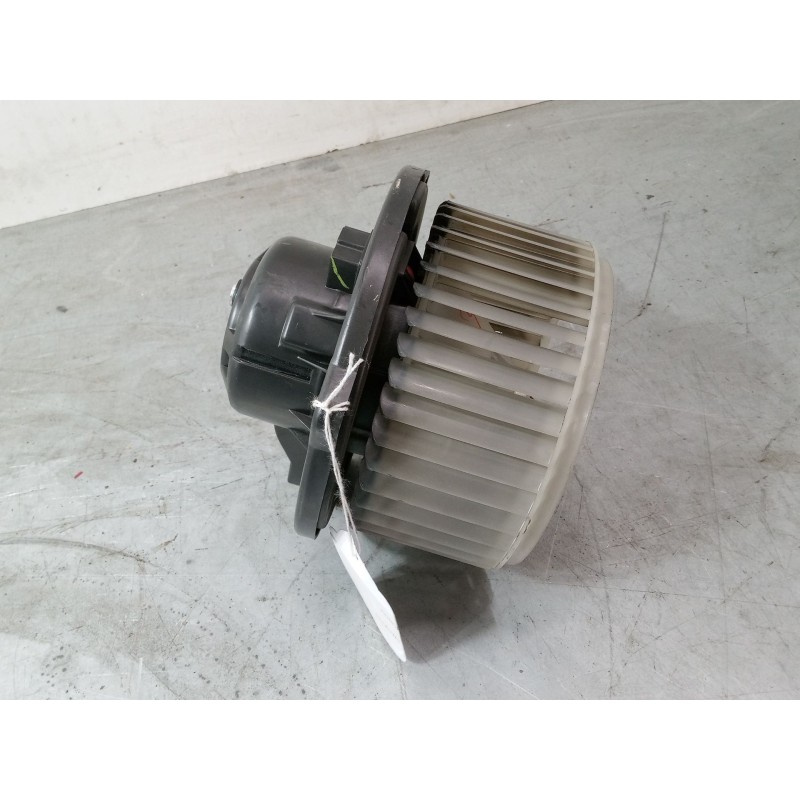 Recambio de motor calefaccion para toyota corolla verso (zer_, zze12_, r1_) 1.8 (znr11_) referencia OEM IAM MF0160700610 0130101