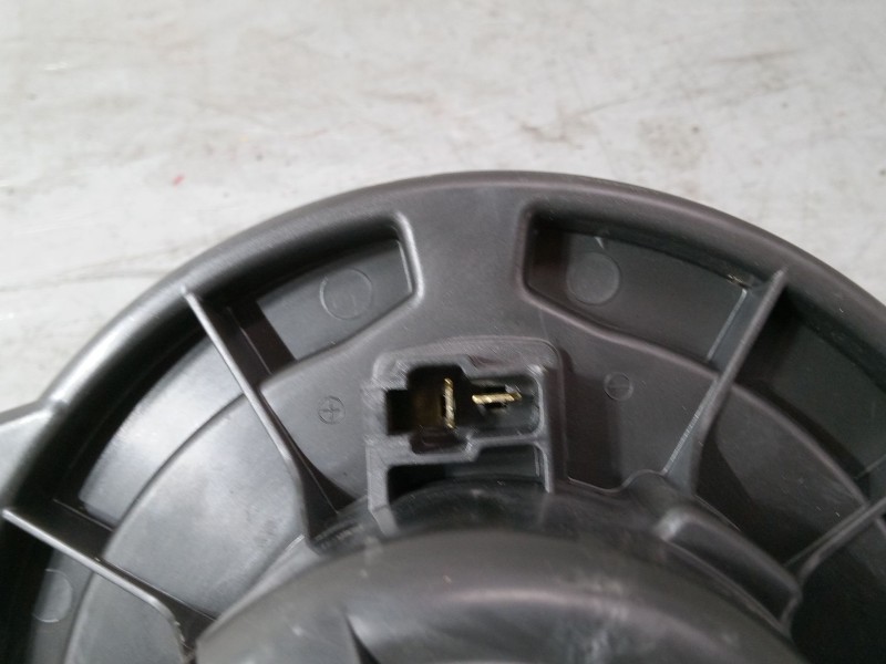 Recambio de motor calefaccion para toyota corolla verso (zer_, zze12_, r1_) 1.8 (znr11_) referencia OEM IAM MF0160700610 0130101