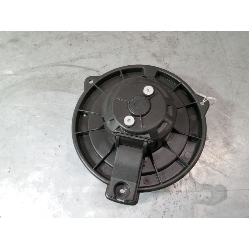 Recambio de motor calefaccion para toyota corolla verso (zer_, zze12_, r1_) 1.8 (znr11_) referencia OEM IAM MF0160700610 0130101