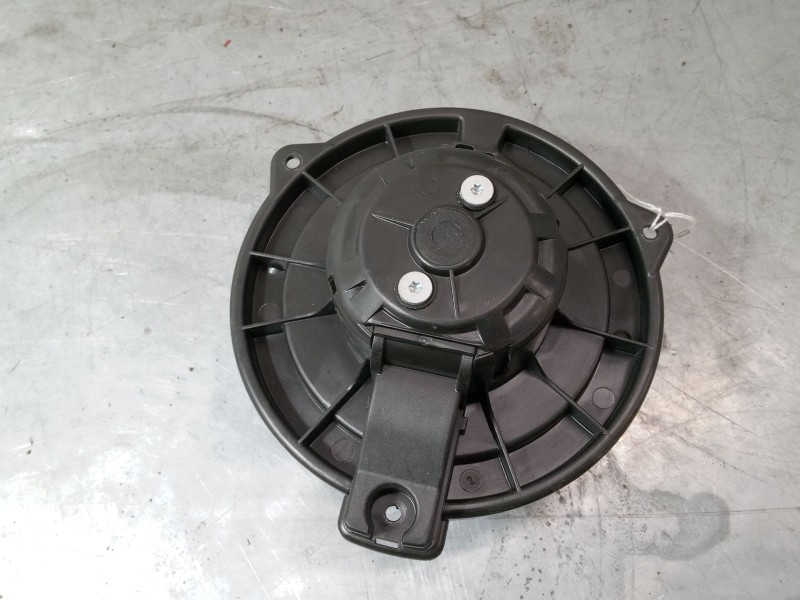 Recambio de motor calefaccion para toyota corolla verso (zer_, zze12_, r1_) 1.8 (znr11_) referencia OEM IAM MF0160700610 0130101