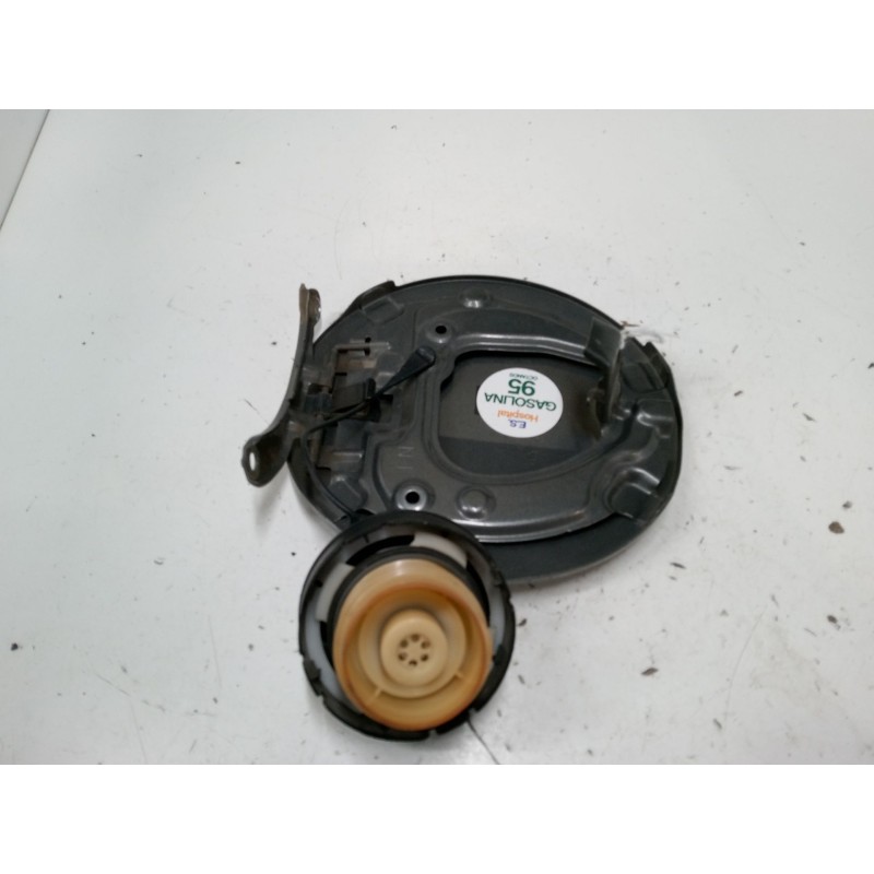 Recambio de tapa exterior combustible para toyota corolla verso (zer_, zze12_, r1_) 1.8 (znr11_) referencia OEM IAM 7735064010  