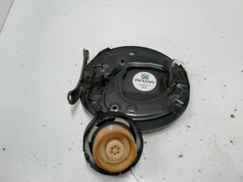 Recambio de tapa exterior combustible para toyota corolla verso (zer_, zze12_, r1_) 1.8 (znr11_) referencia OEM IAM 7735064010  