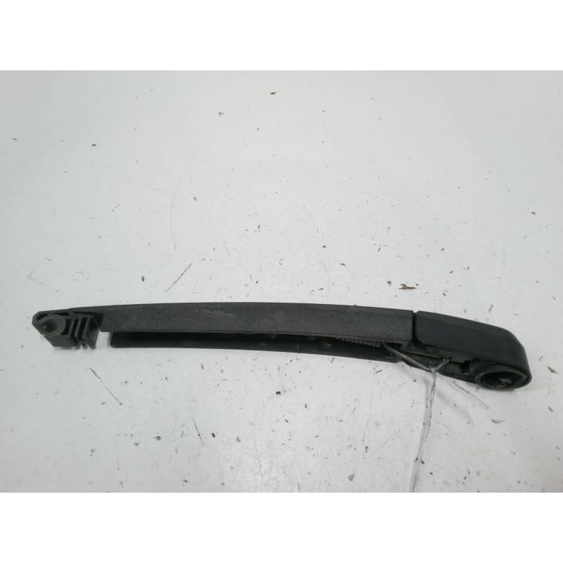 Recambio de brazo limpia trasero para toyota corolla verso (zer_, zze12_, r1_) 1.8 (znr11_) referencia OEM IAM   