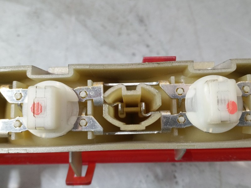 Recambio de luz central de freno para toyota corolla verso (zer_, zze12_, r1_) 1.8 (znr11_) referencia OEM IAM 815700F011  