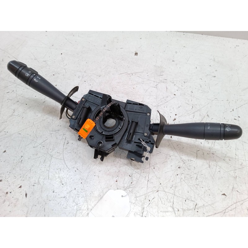 Recambio de mando luces para renault clio ii (bb_, cb_) 1.9 d (b/cb0e, bb0j) referencia OEM IAM   
