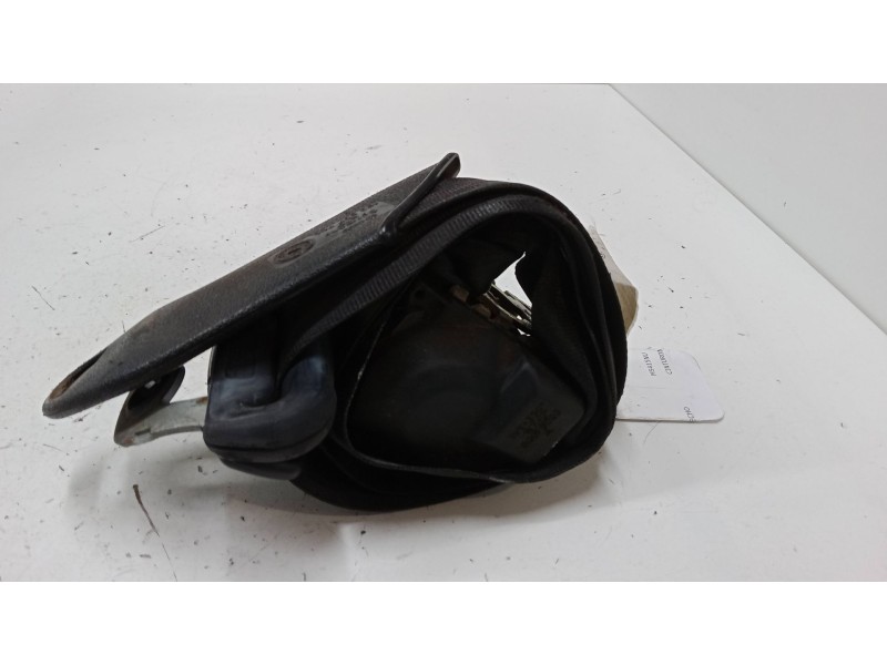 Recambio de cinturon seguridad trasero derecho para volkswagen golf 1.8 gl 19 rv - 2e referencia OEM IAM   