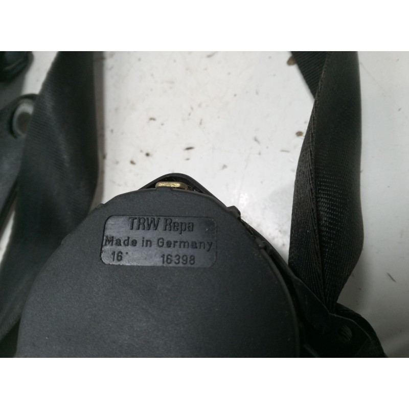Recambio de cinturon seguridad trasero izquierdo para volkswagen golf 1.8 gl 19 rv - 2e referencia OEM IAM   