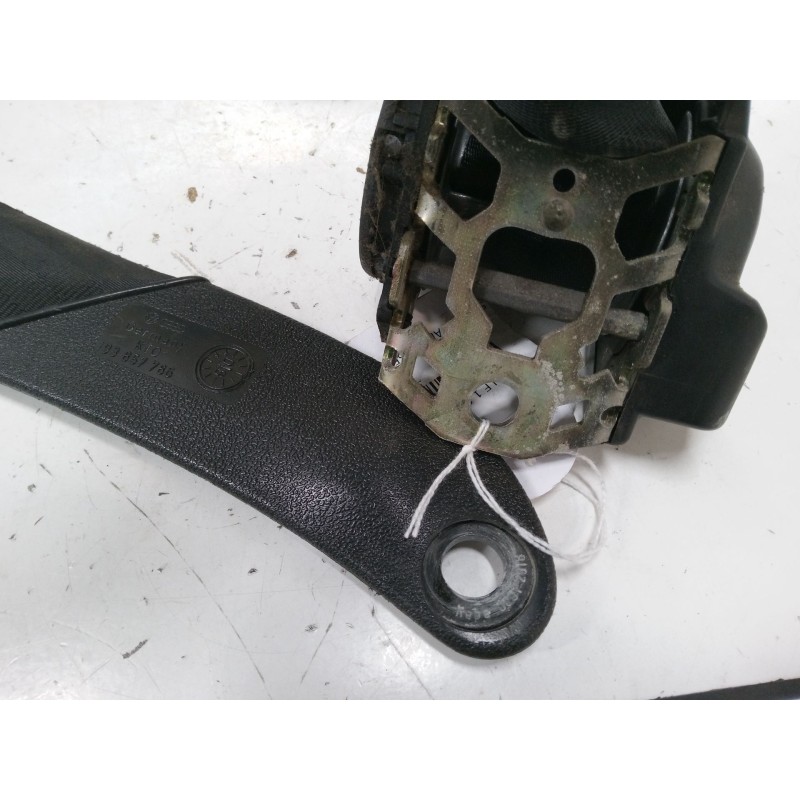 Recambio de cinturon seguridad trasero izquierdo para volkswagen golf 1.8 gl 19 rv - 2e referencia OEM IAM   