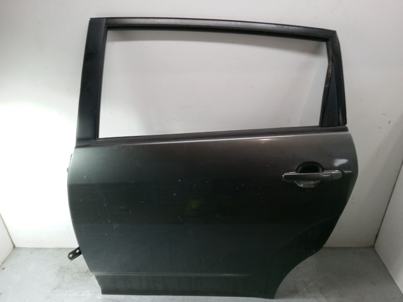 Recambio de puerta trasera izquierda para toyota corolla verso (zer_, zze12_, r1_) 1.8 (znr11_) referencia OEM IAM 670040F010  