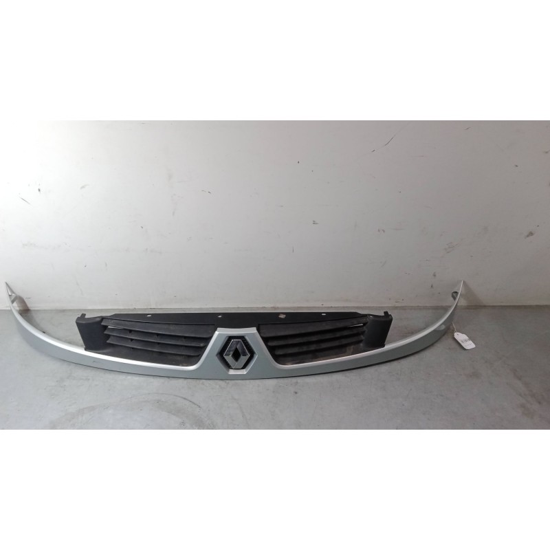 Recambio de rejillas capo para renault kangoo (kc0/1_) 1.2 16v (kc05, kc06, kc03, kc0t, kc0w, kc1d) referencia OEM IAM   